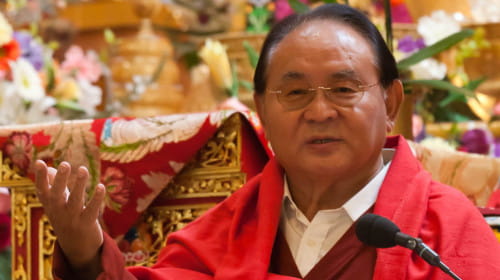 Four lines essentializing the Buddhist teachings